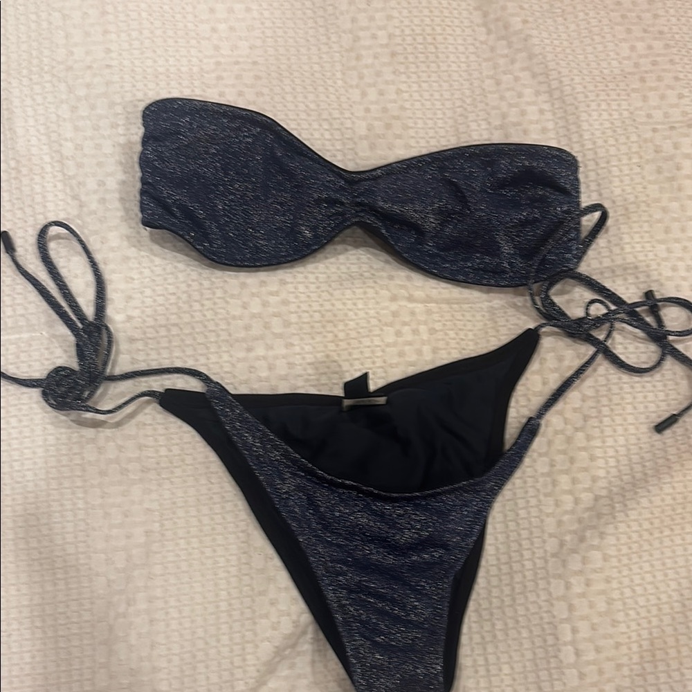 Triangl navy Bikini Set with Twisted Bandeau